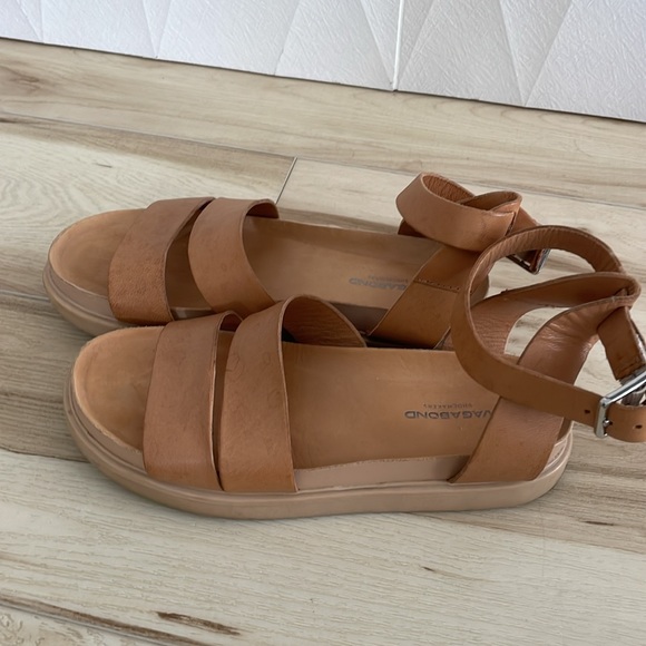Vagabond Shoemaker Sandal - Picture 2 of 7